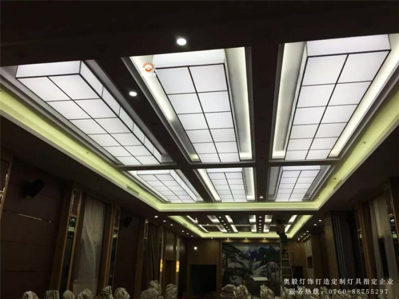 tyc1286太阳集团
工程案例 | 中山市小榄恒逸酒店项目定制灯具